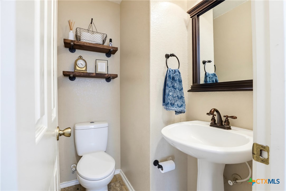 main property photo 20