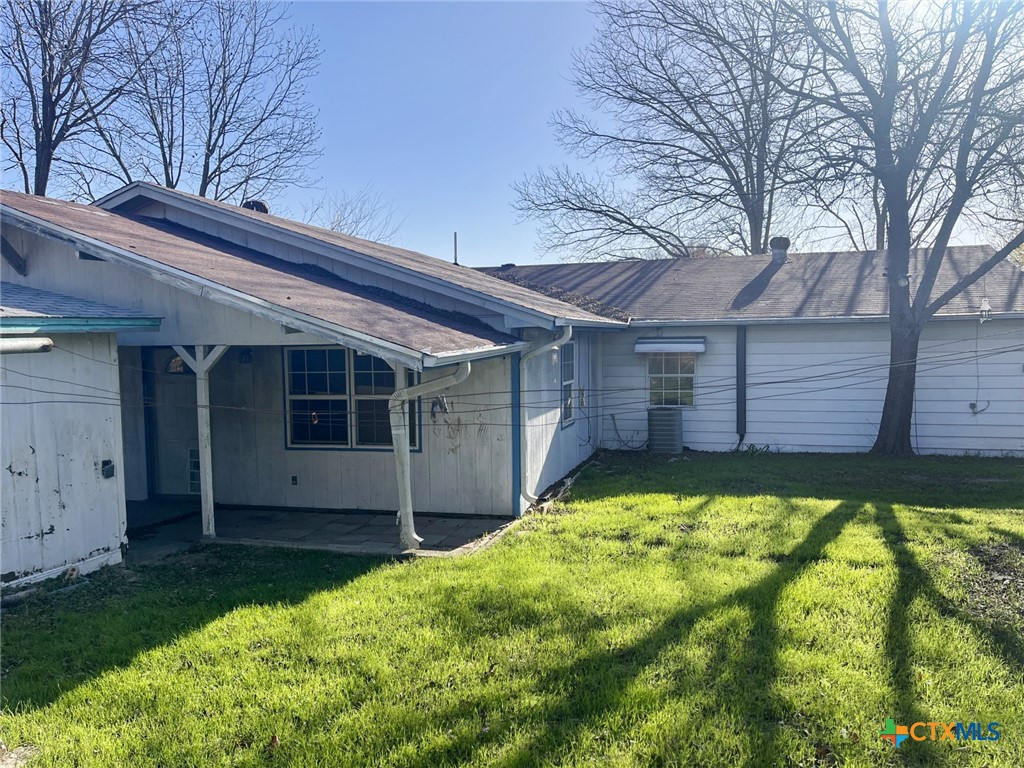 main property photo 16