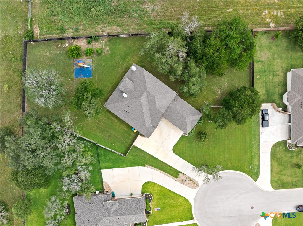 main property photo 41