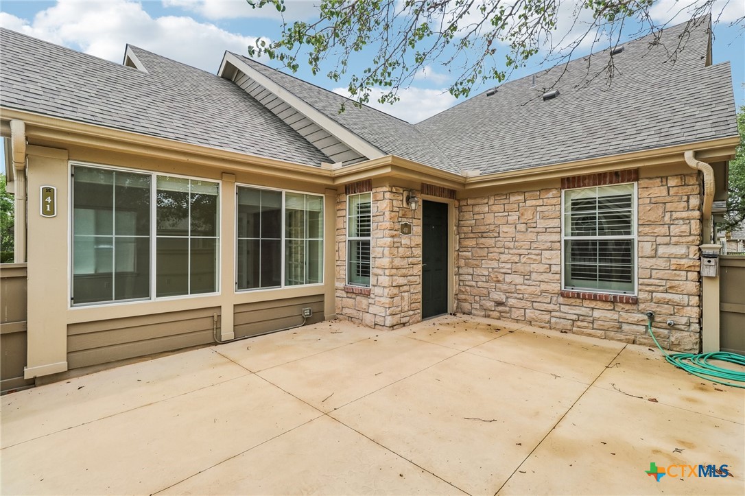 main property photo 29