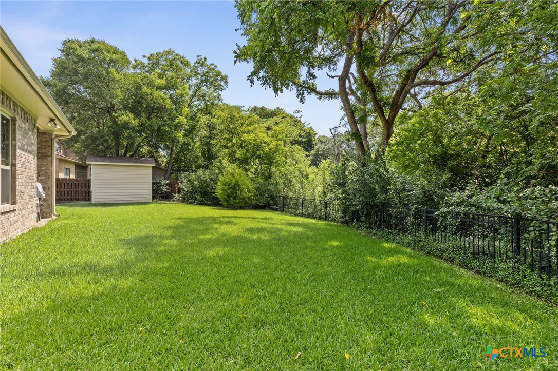 main property photo 44