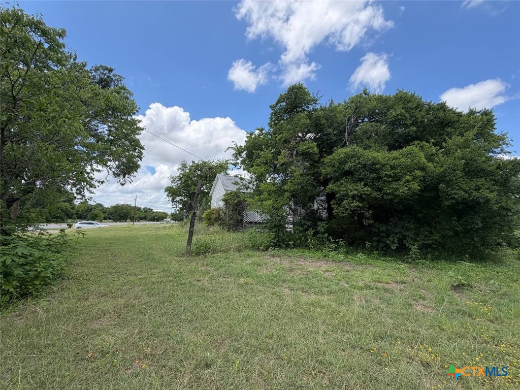main property photo 10