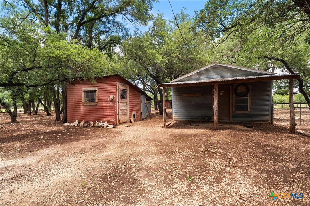 main property photo 29