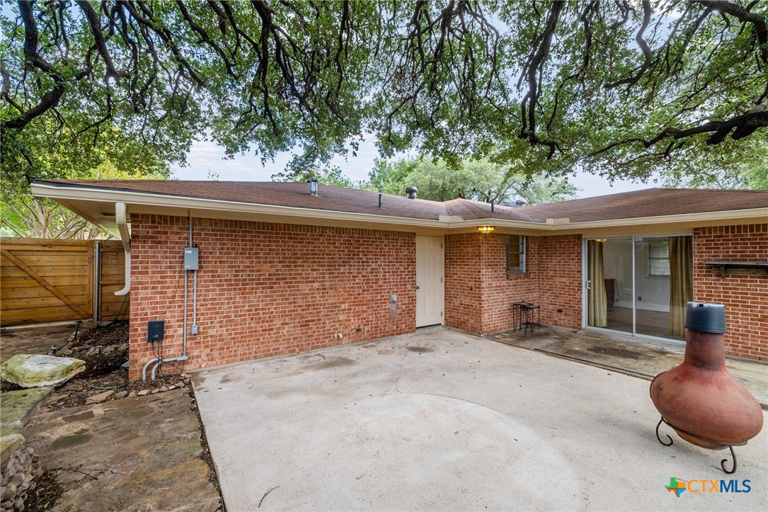 main property photo 23