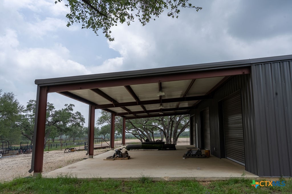 main property photo 36