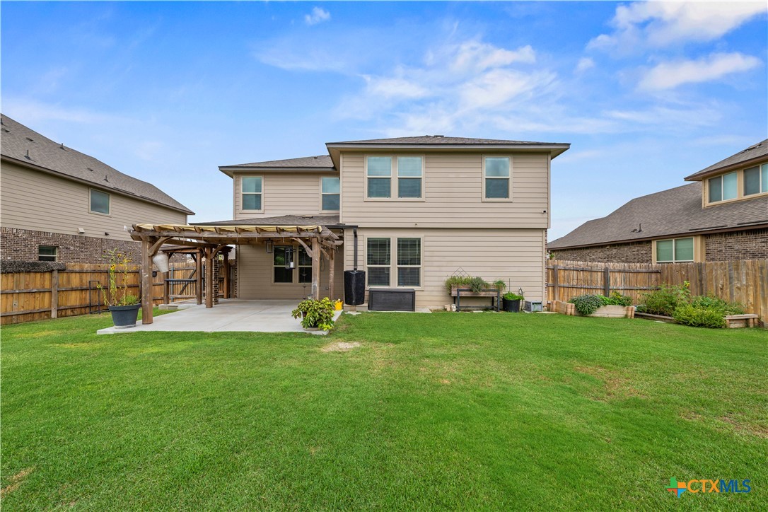 main property photo 42