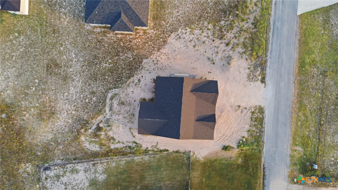 main property photo 39