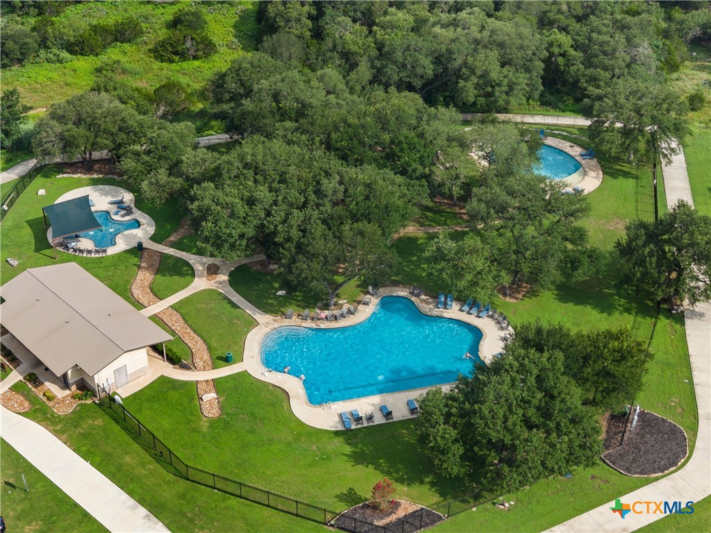 main property photo 45