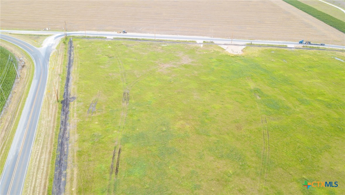 main property photo 11