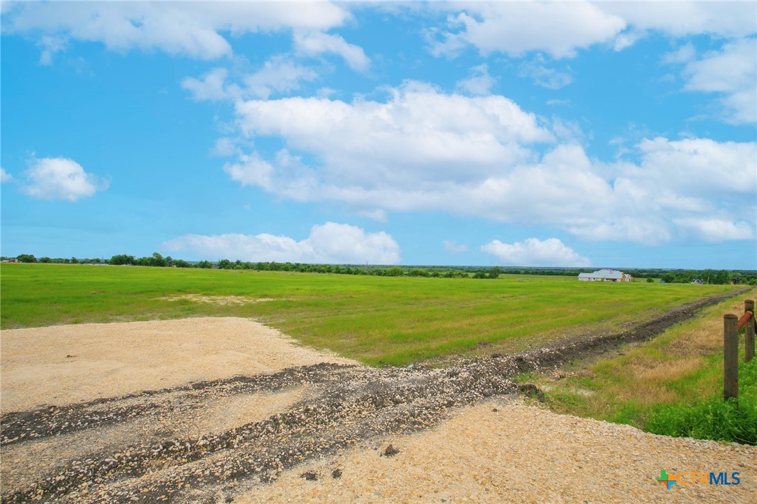 main property photo 9