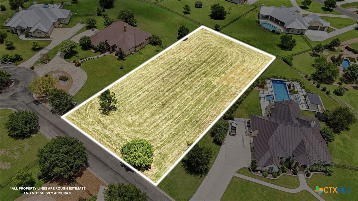 main property photo 9