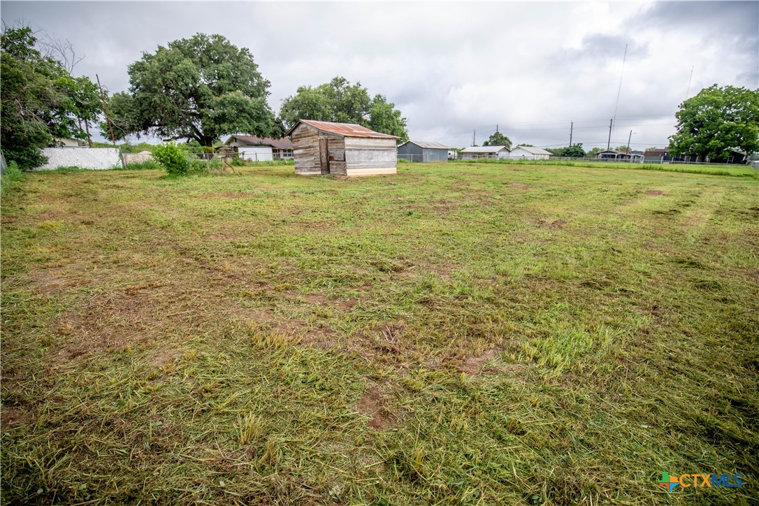 main property photo 17