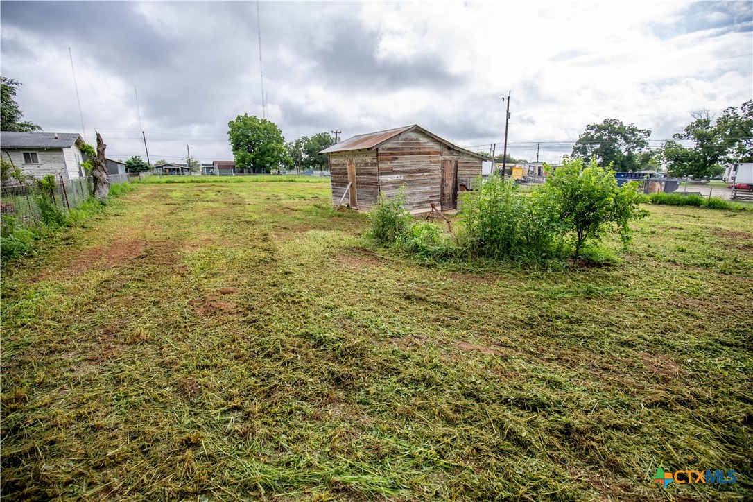 main property photo 19