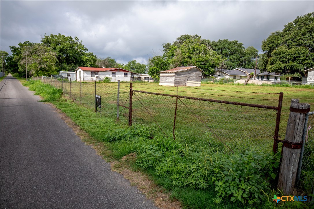 main property photo 9