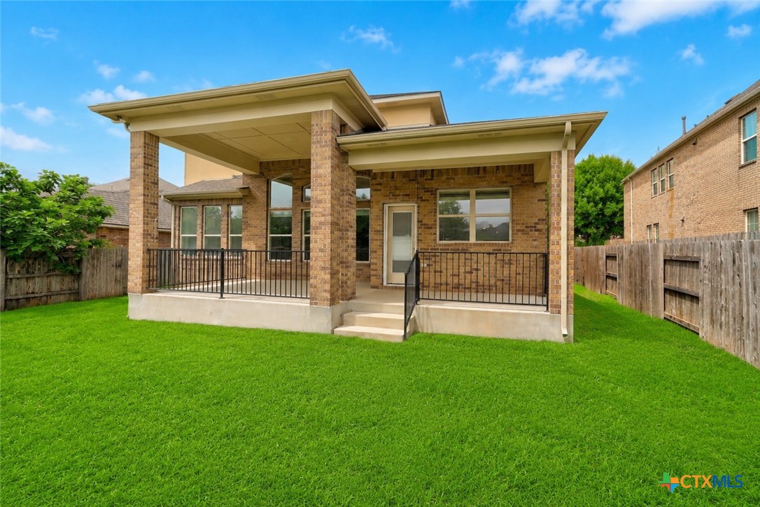 main property photo 9