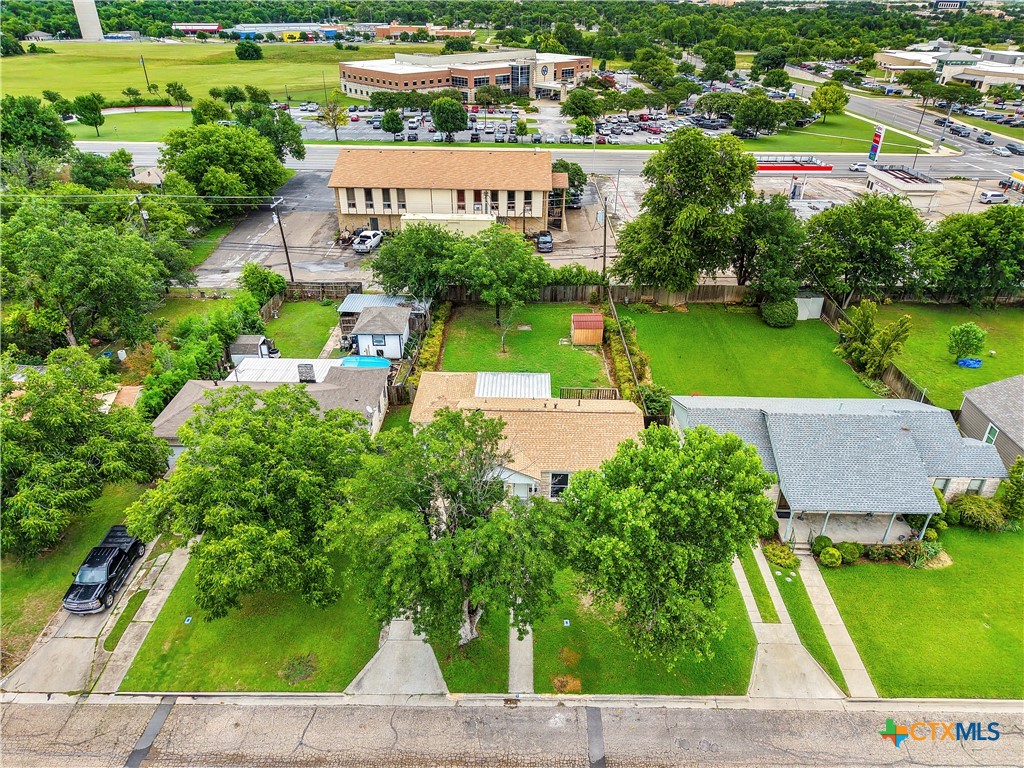 main property photo 29