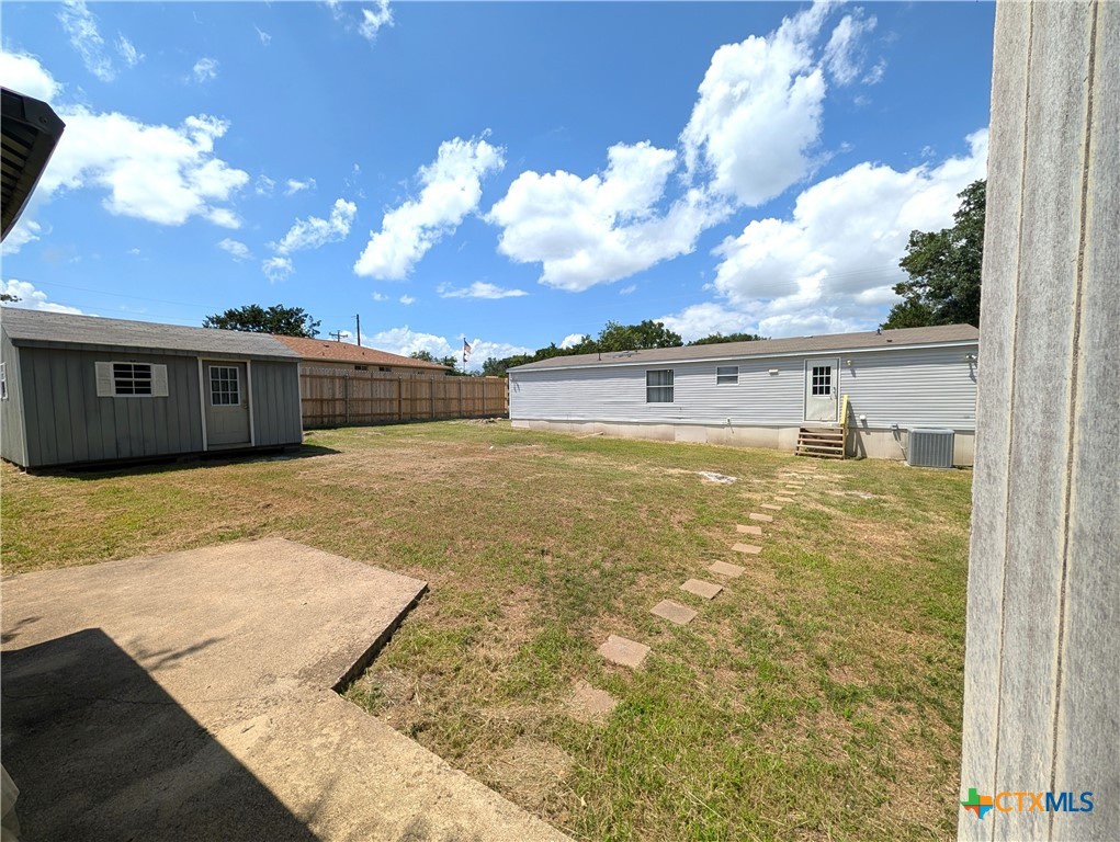 main property photo 29