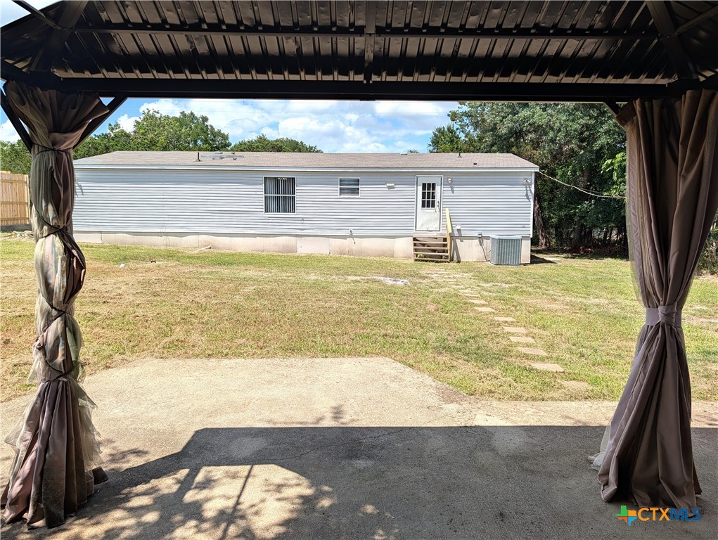 main property photo 30