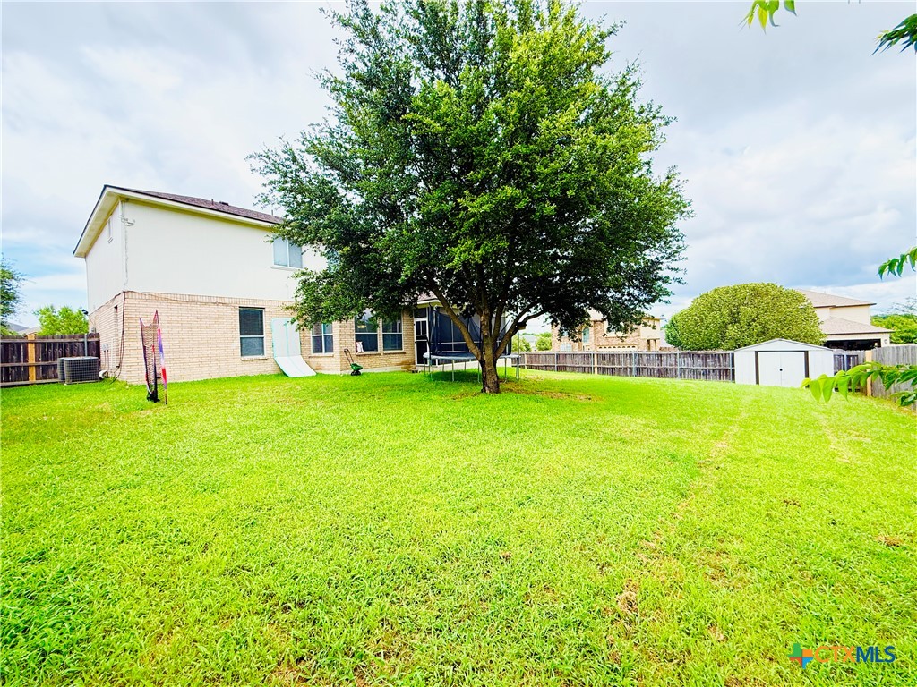 main property photo 41