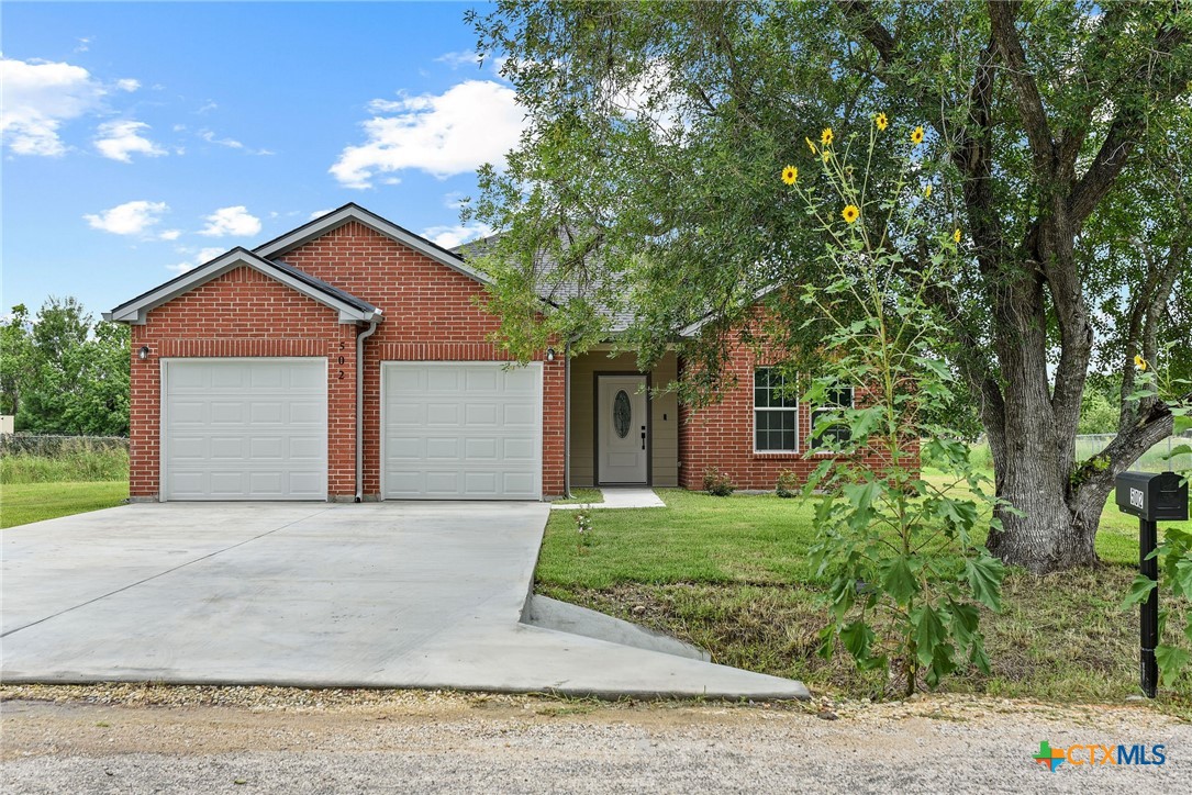 main property photo 1