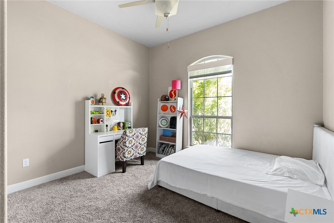 main property photo 13