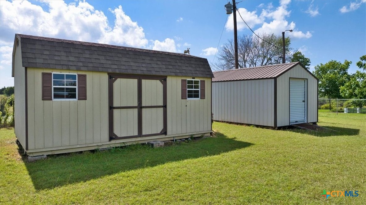 main property photo 39