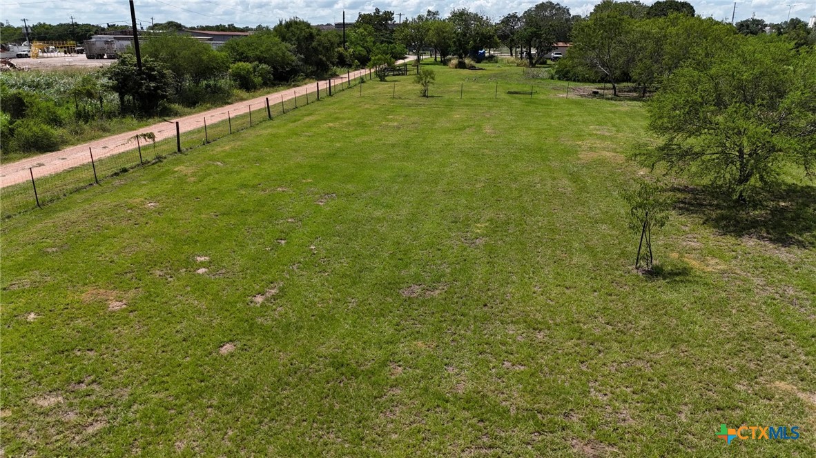 main property photo 9