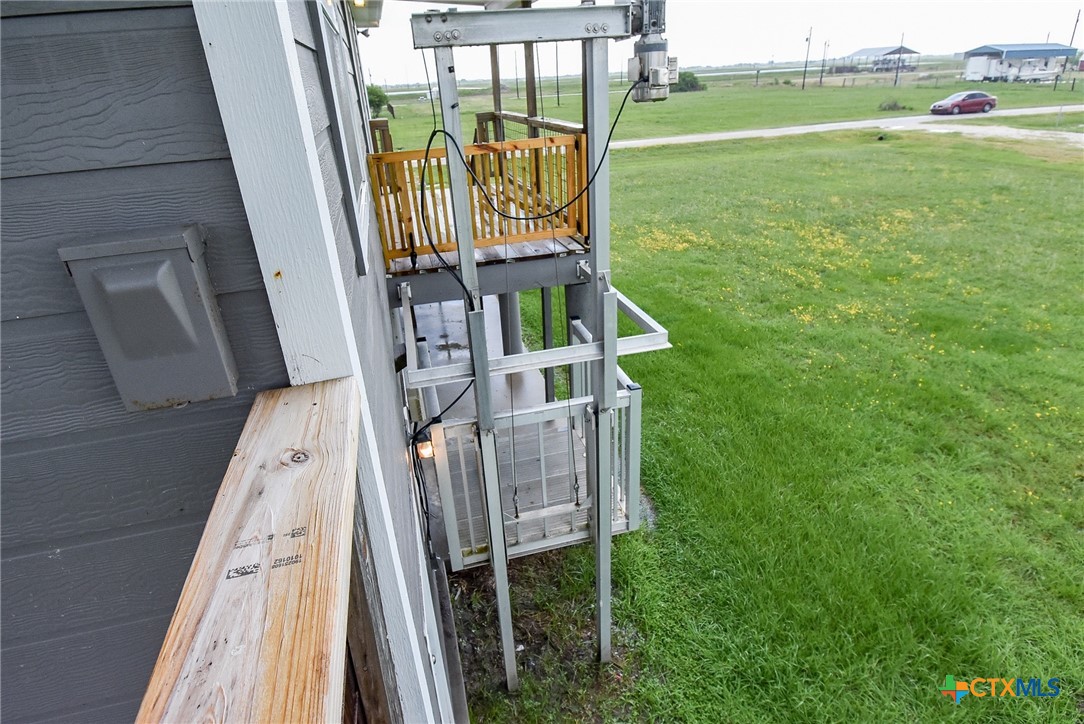 main property photo 43