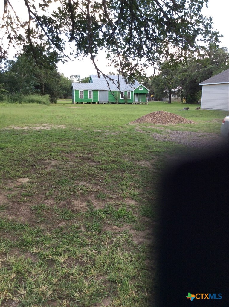 main property photo 8
