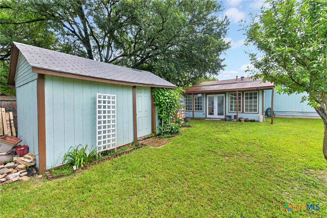 main property photo 20