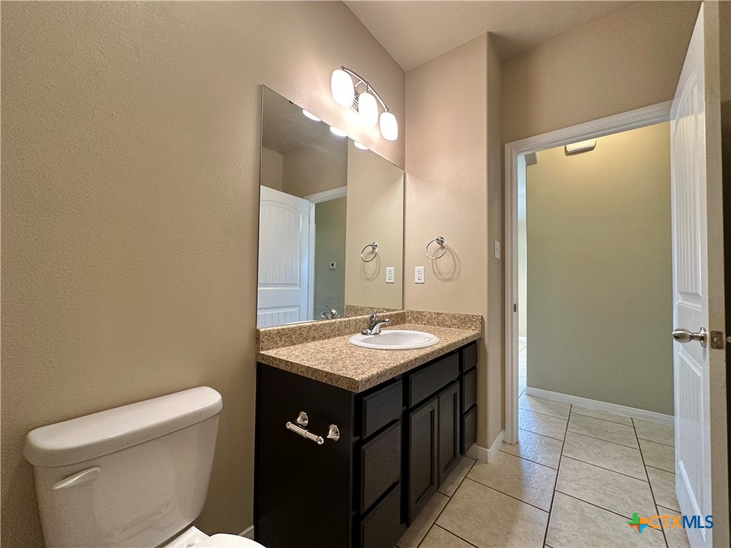main property photo 12