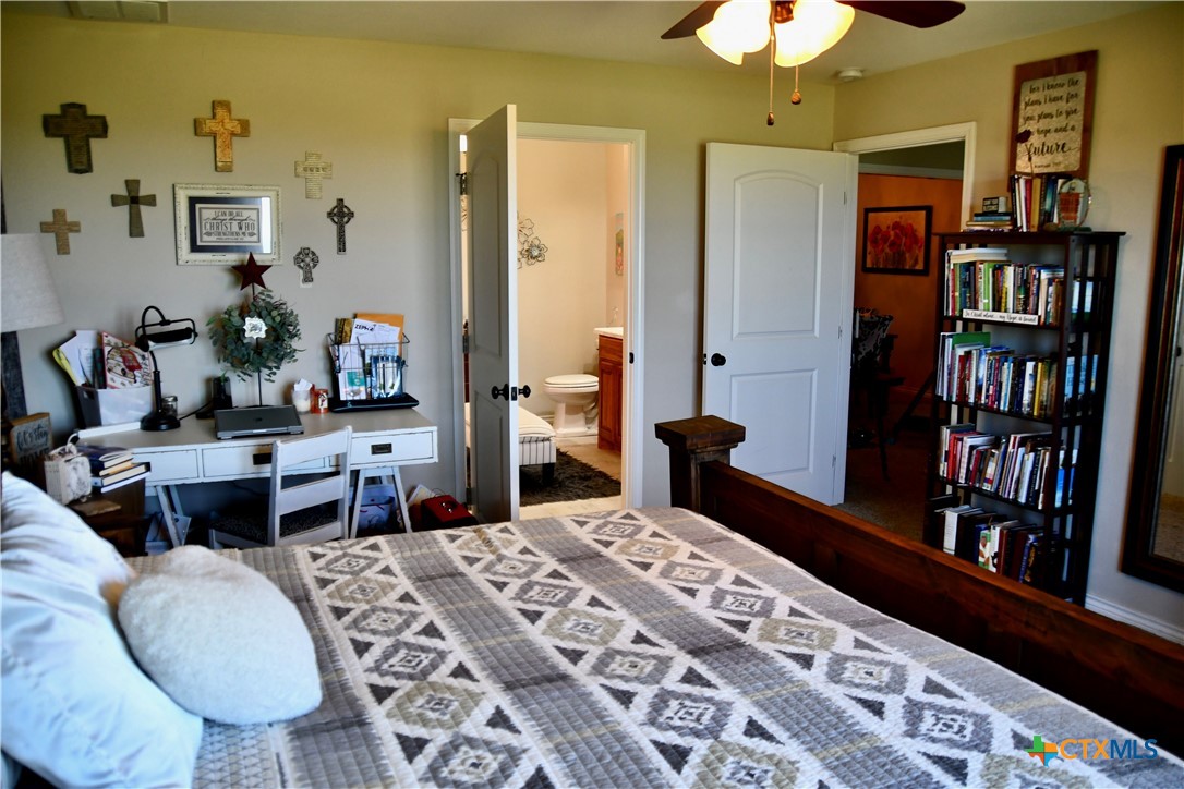 main property photo 17