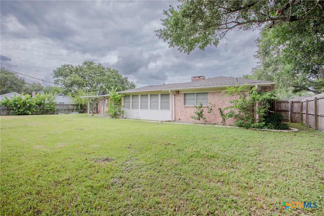 main property photo 29