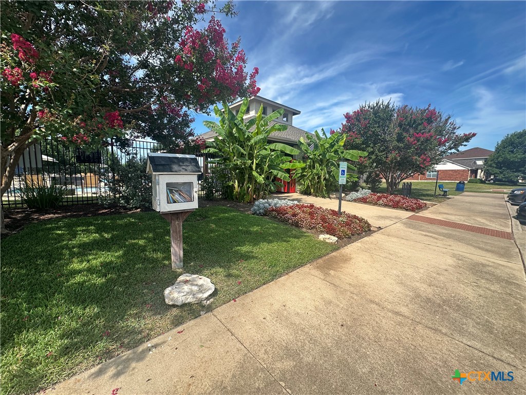 main property photo 16