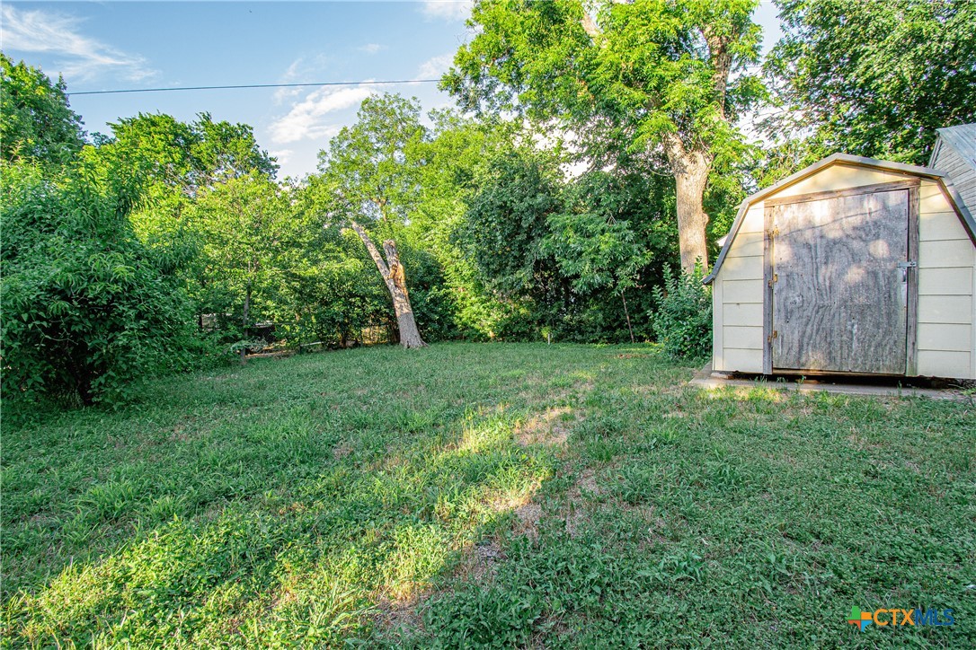 main property photo 19