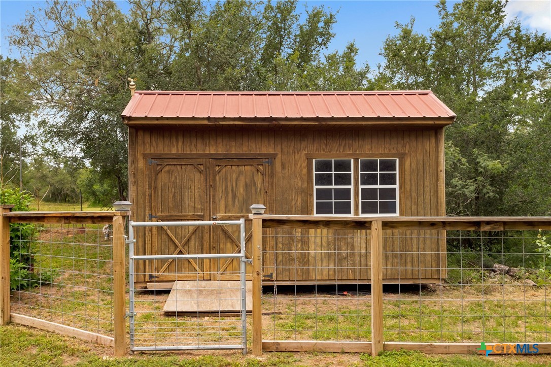 main property photo 39