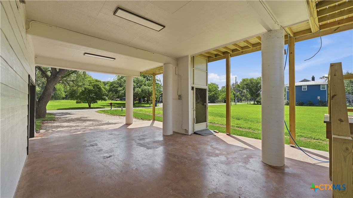 main property photo 25