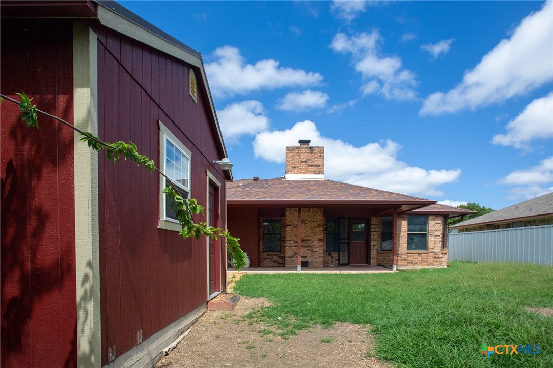 main property photo 17