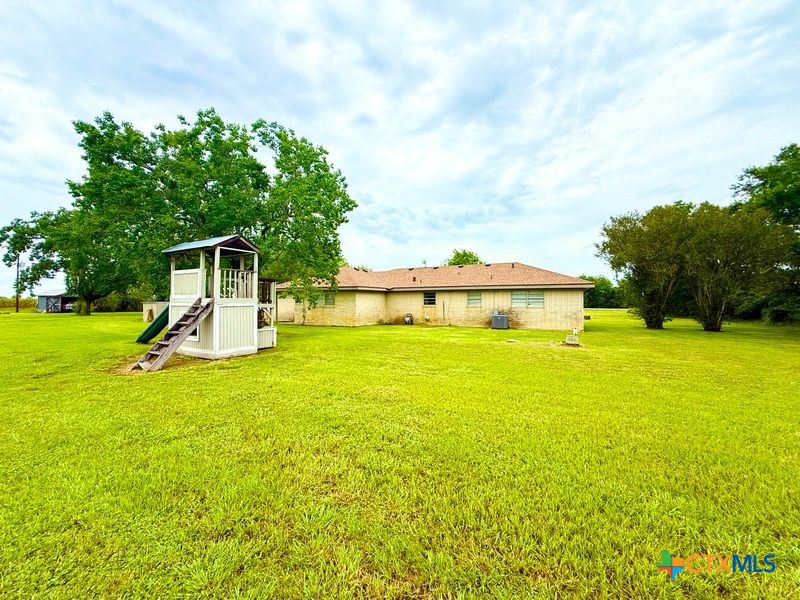 main property photo 37