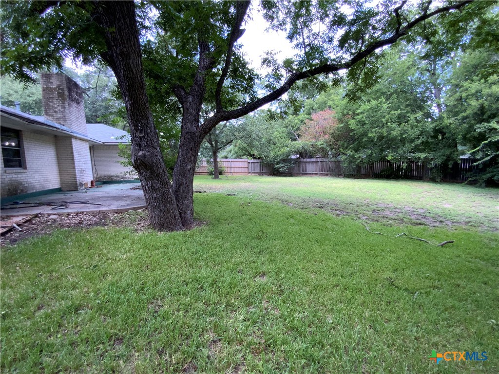 main property photo 25