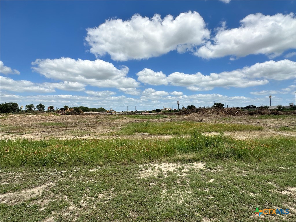 main property photo 12