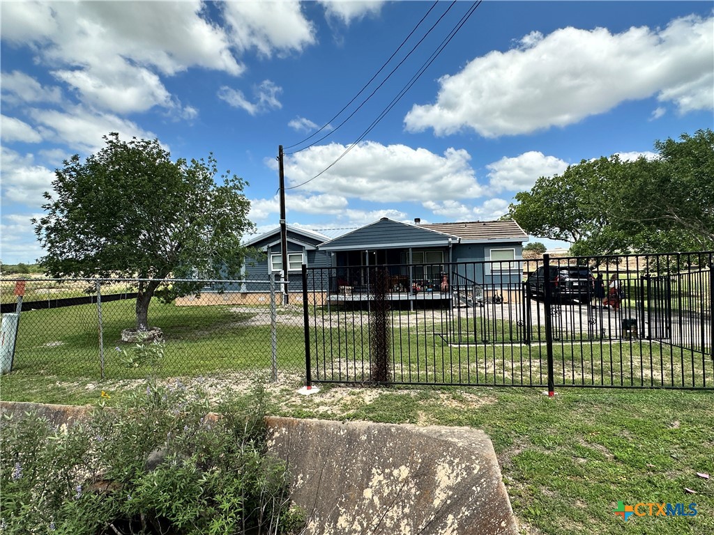 main property photo 3
