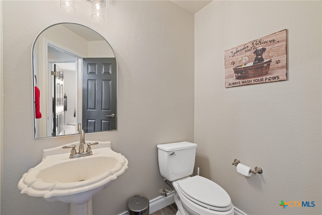 main property photo 13