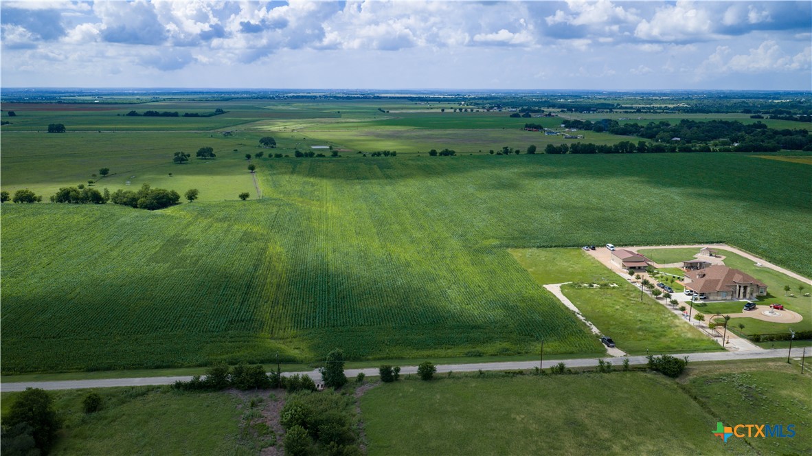 main property photo 40