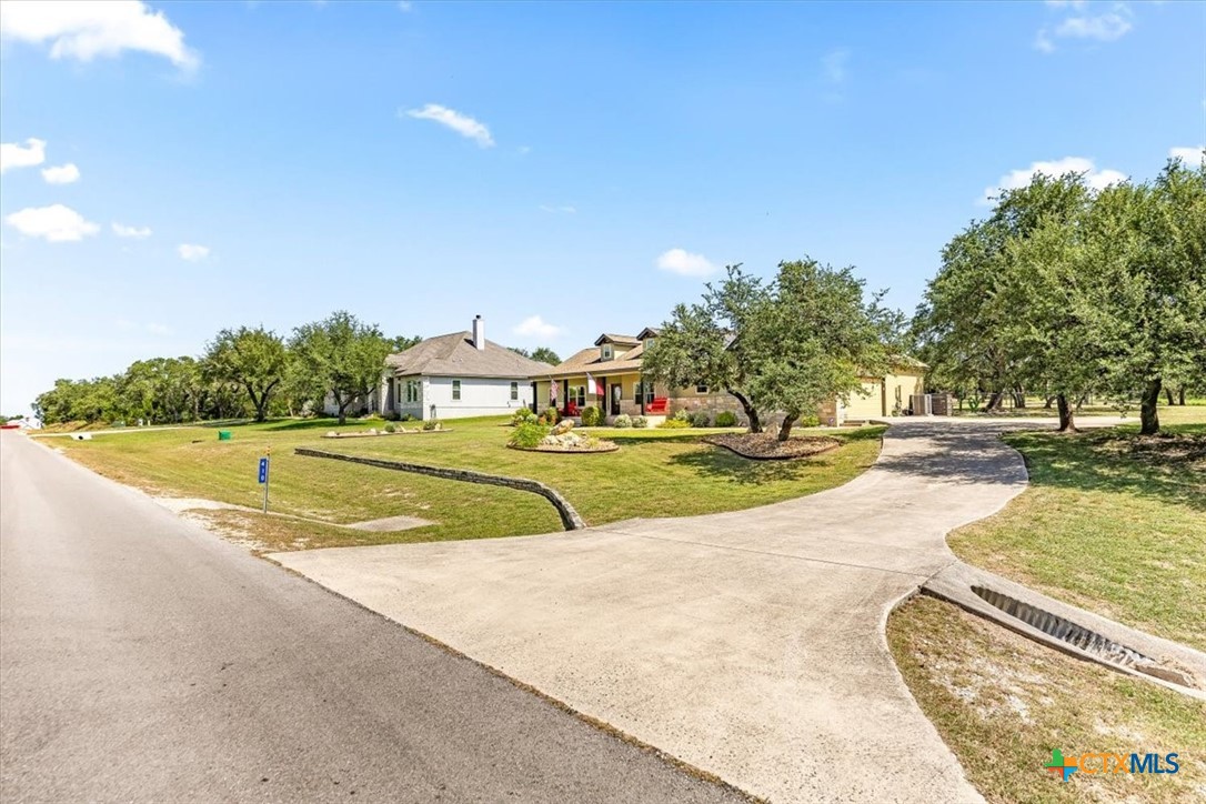 main property photo 9