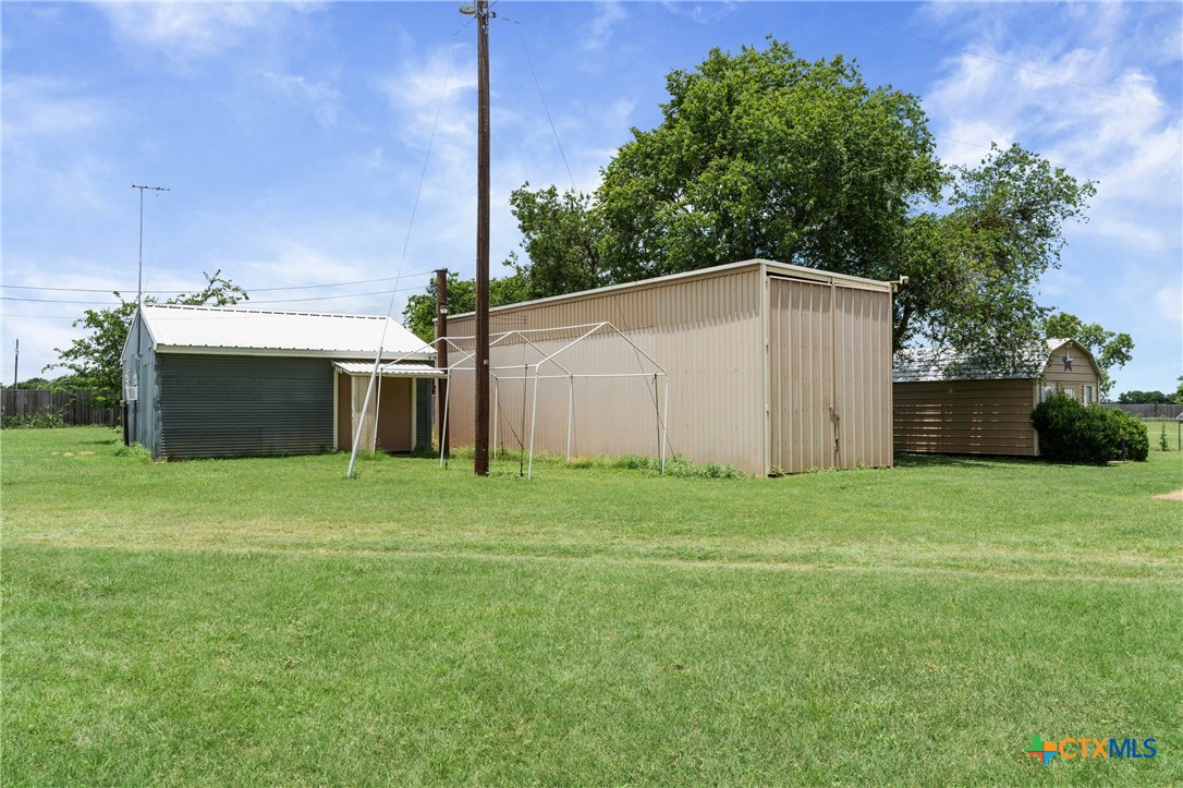 main property photo 43