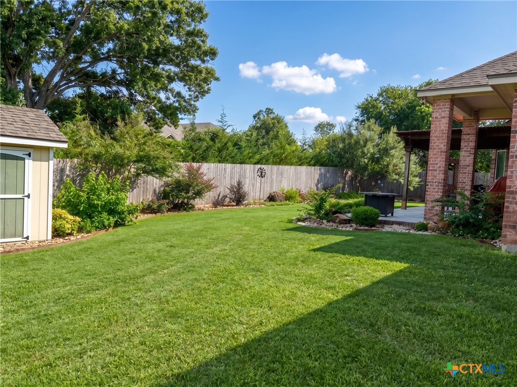 main property photo 37