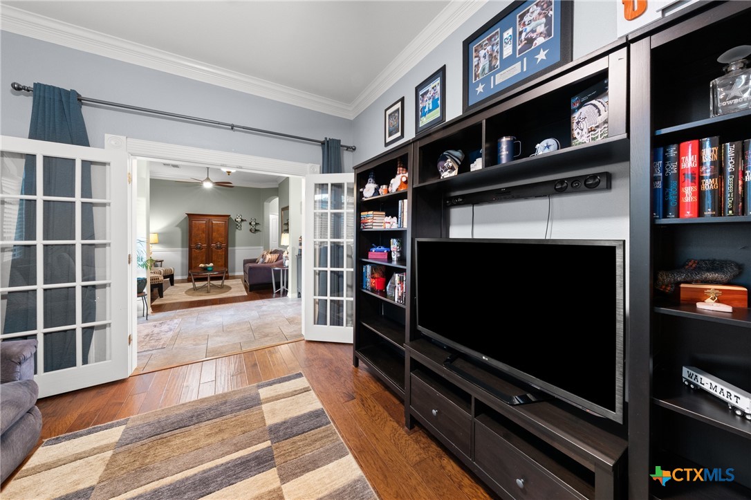 main property photo 5