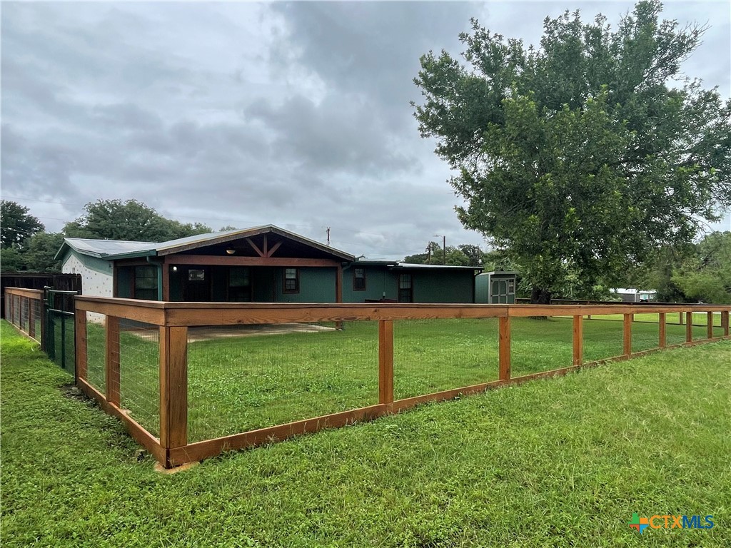 main property photo 2
