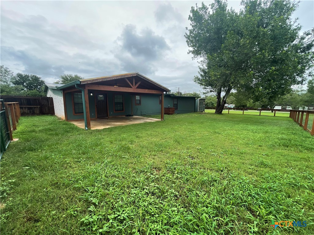 main property photo 3